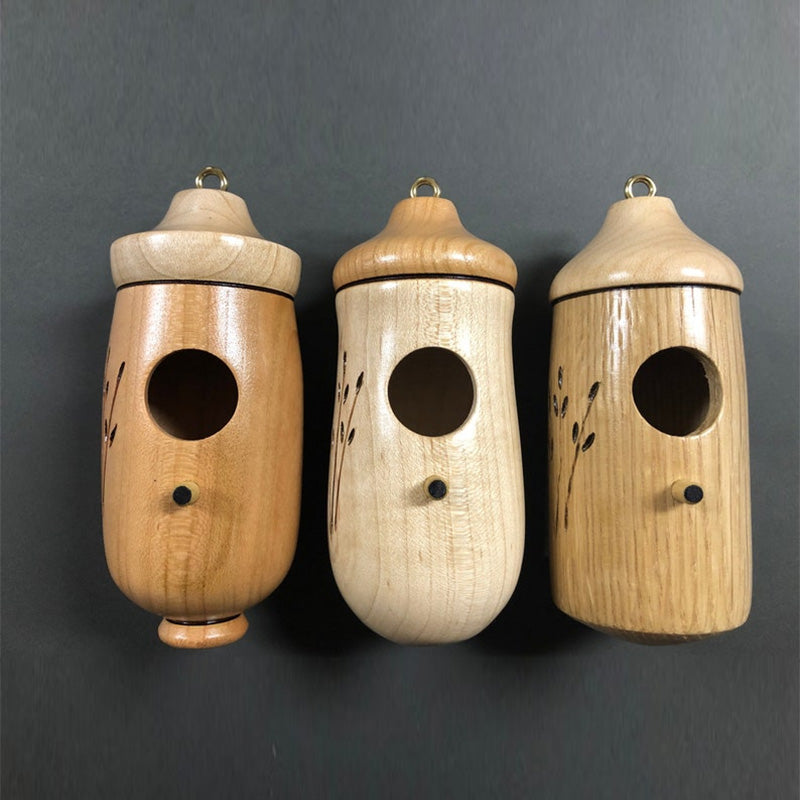Graddi Wooden Hummingbird House