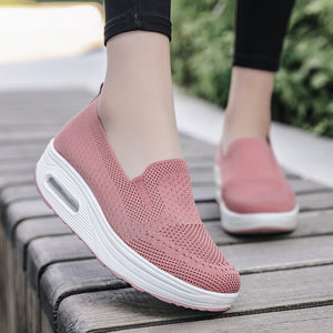 Ladies Solid Color Breathable Platform Sneakers