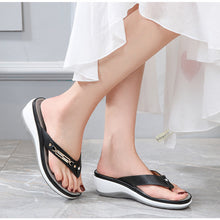 Load image into Gallery viewer, Summer Bling Sandals
