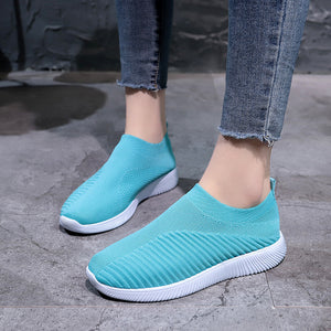 Round-toe fly-knit mesh flat women's shoes