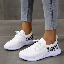 Load image into Gallery viewer, Ladies Round Toe Mesh Breathable Flat Sneakers
