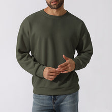 Load image into Gallery viewer, Men&#39;s Winter Sweater Loose Round Neck Thickened Sweater
