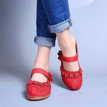 Load image into Gallery viewer, Ladies Flat Round Toe Casual Sandals
