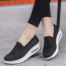 Load image into Gallery viewer, Ladies Solid Color Breathable Platform Sneakers
