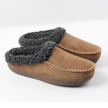 Load image into Gallery viewer, Men&#39;s Microsuede Moc Toe Clog Cuff Slipper
