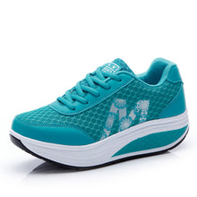 Load image into Gallery viewer, Autumn women&#39;s mesh thick-soled sports shoes
