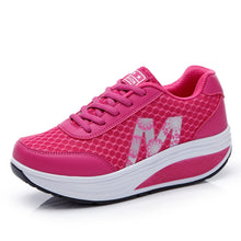 Load image into Gallery viewer, Autumn women&#39;s mesh thick-soled sports shoes
