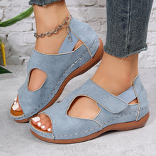 Load image into Gallery viewer, Women&#39;s Comfort Platform Sandals
