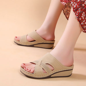 Women's Wedge Retro Hollow Slippers