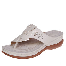 Load image into Gallery viewer, Women&#39;s Round Toe Platform Flip Flops
