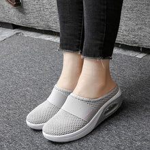 Load image into Gallery viewer, Sursell Women Daily Fly Knit Fabric Summer Air Cushion Mule Slippers
